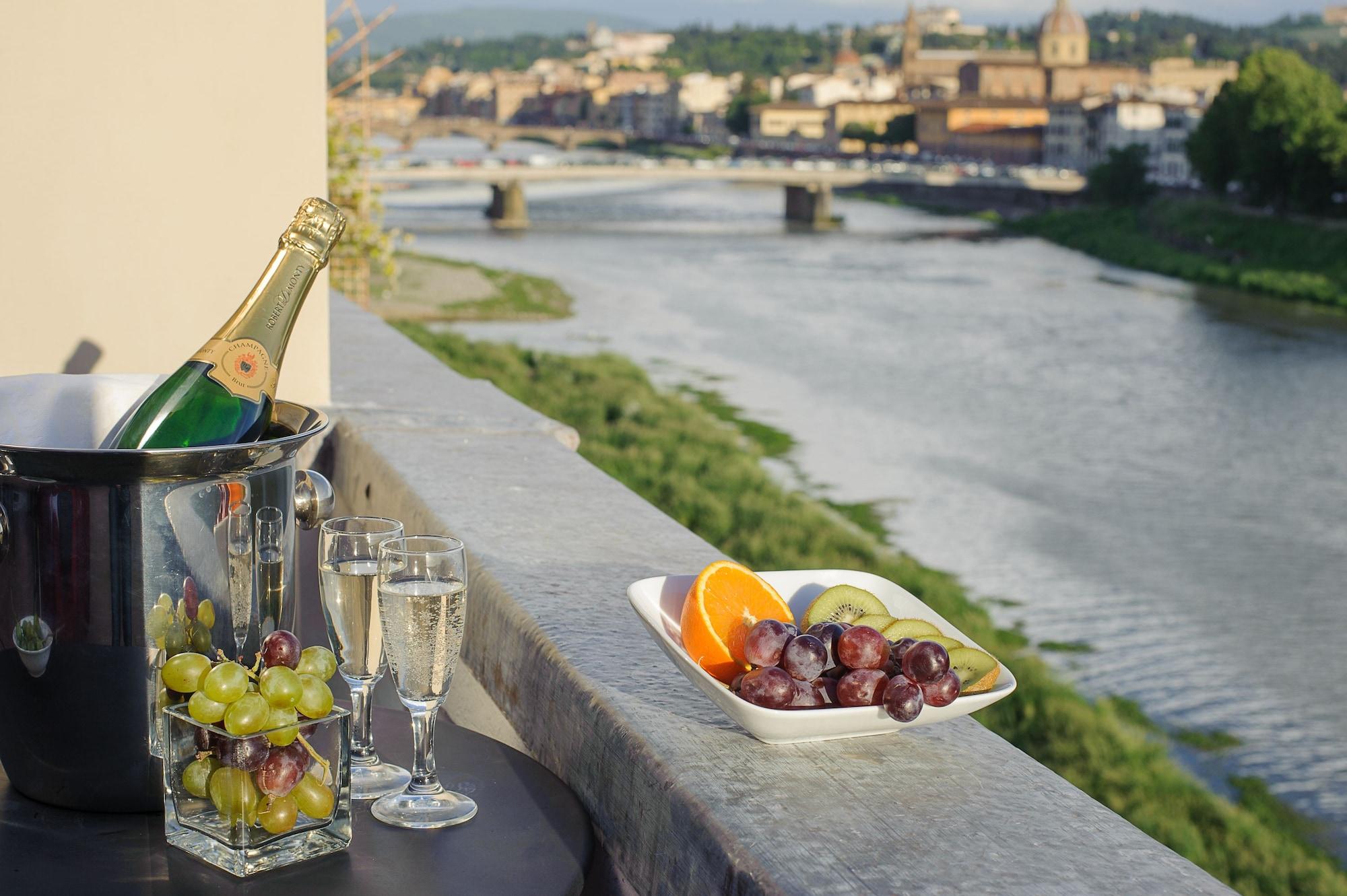 Hotel Lungarno Vespucci 50 Florence Ngoại thất bức ảnh